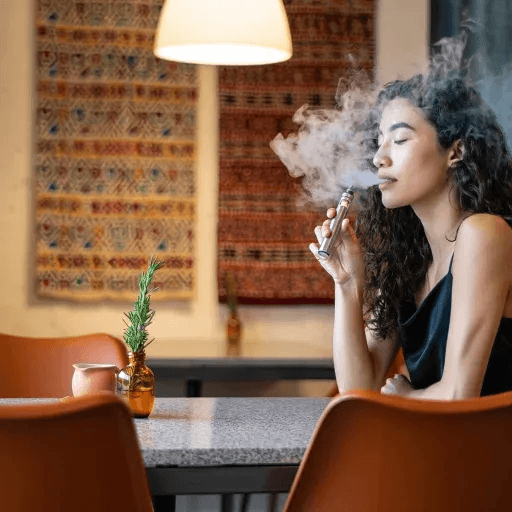 young vaper frustrated with quit vaping apps 2025